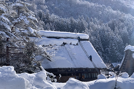 Winter Gokayama